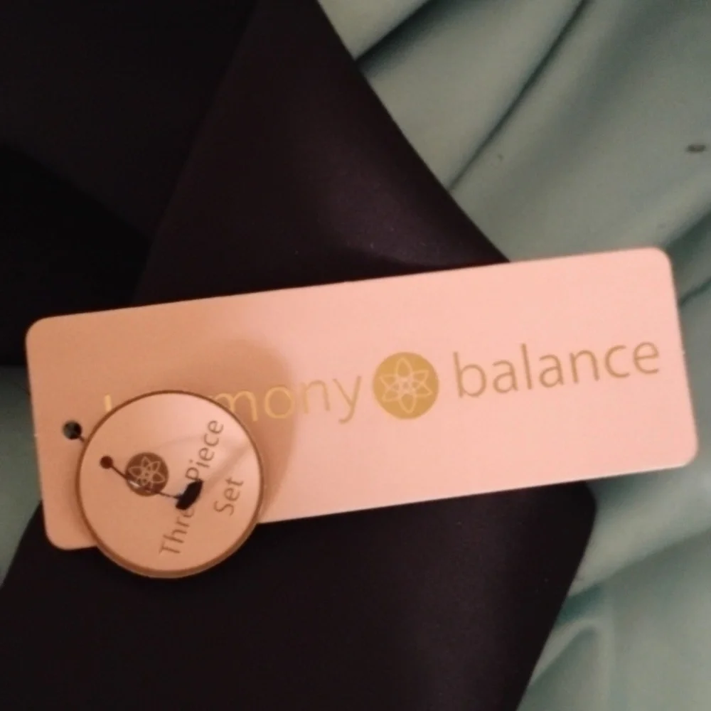 NWT Harmony Balance Active wear Set 3 Pieces - Picture 2 of 13